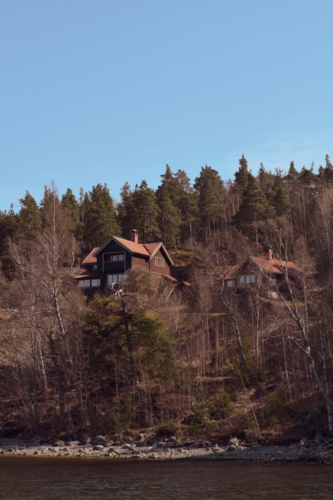 A traditional house on an island in Stockholm from a boat tour through the archipelago’s of Stockholm
