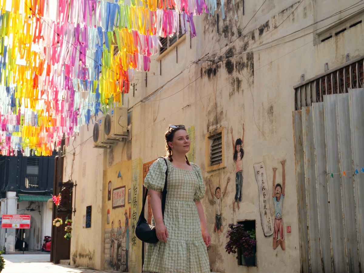 Comprehensive Year-Long Travel Packing Guide: Clothes, Shoes, and&nbsp;Gadgets